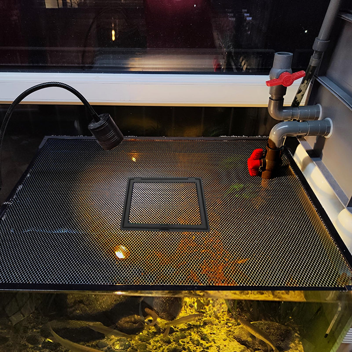 Magnetic Aquarium Net Cover with Feeding Window A35358