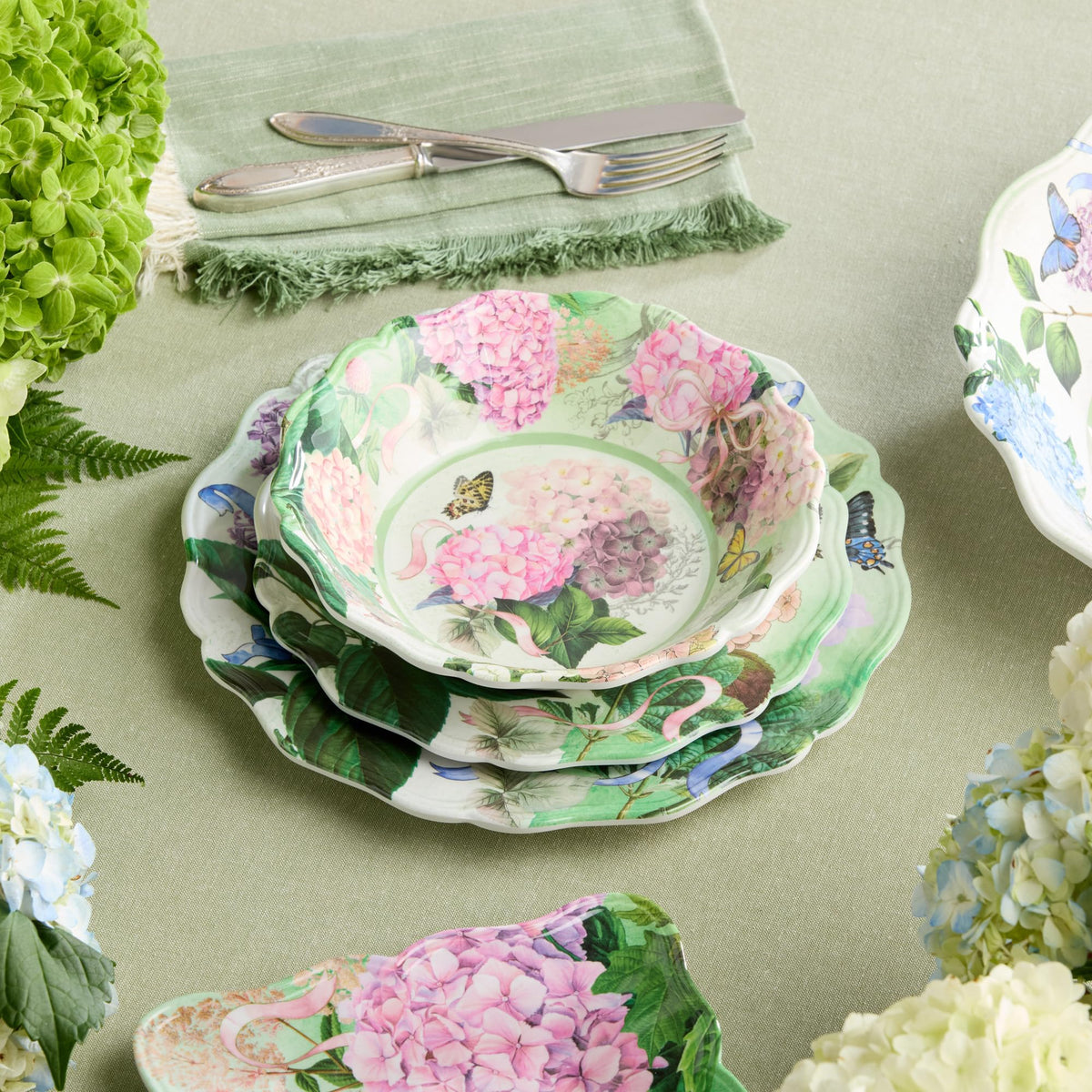 Melamine 12-Piece Dinnerware Set Service for 4 C7820